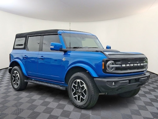 2023 Ford Bronco Outer Banks SUV