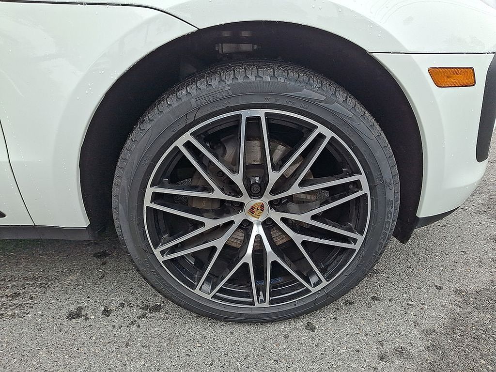 2024 Porsche Macan Base - Photo 12