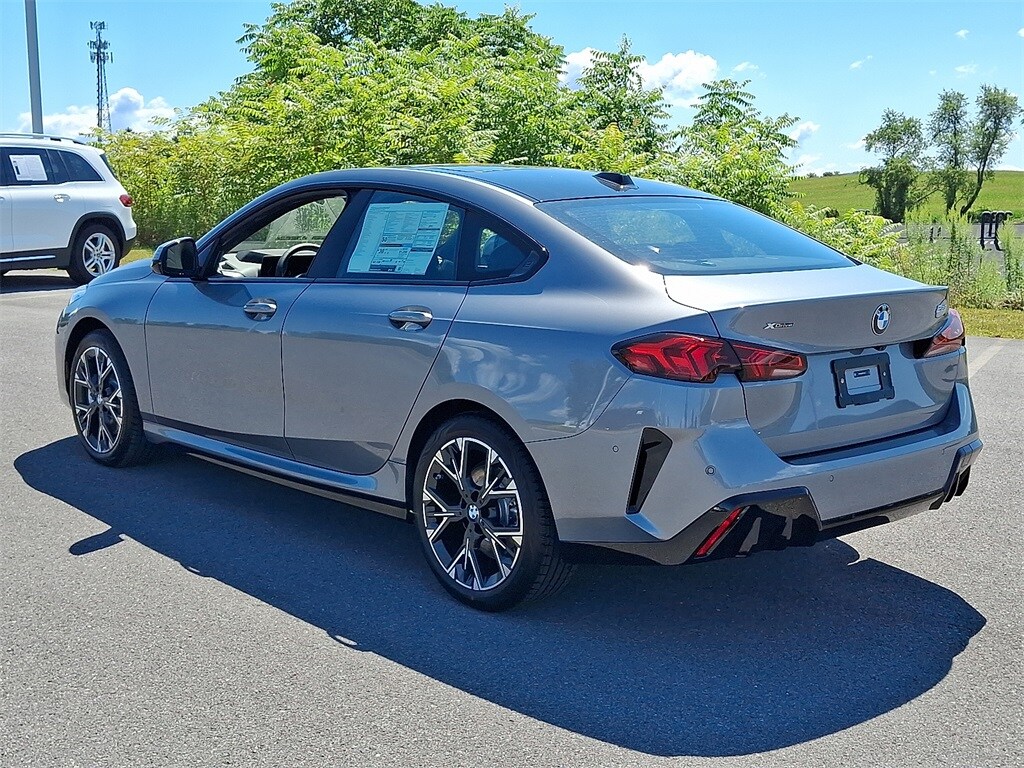 2025 Bmw 228i Coupe photo 3