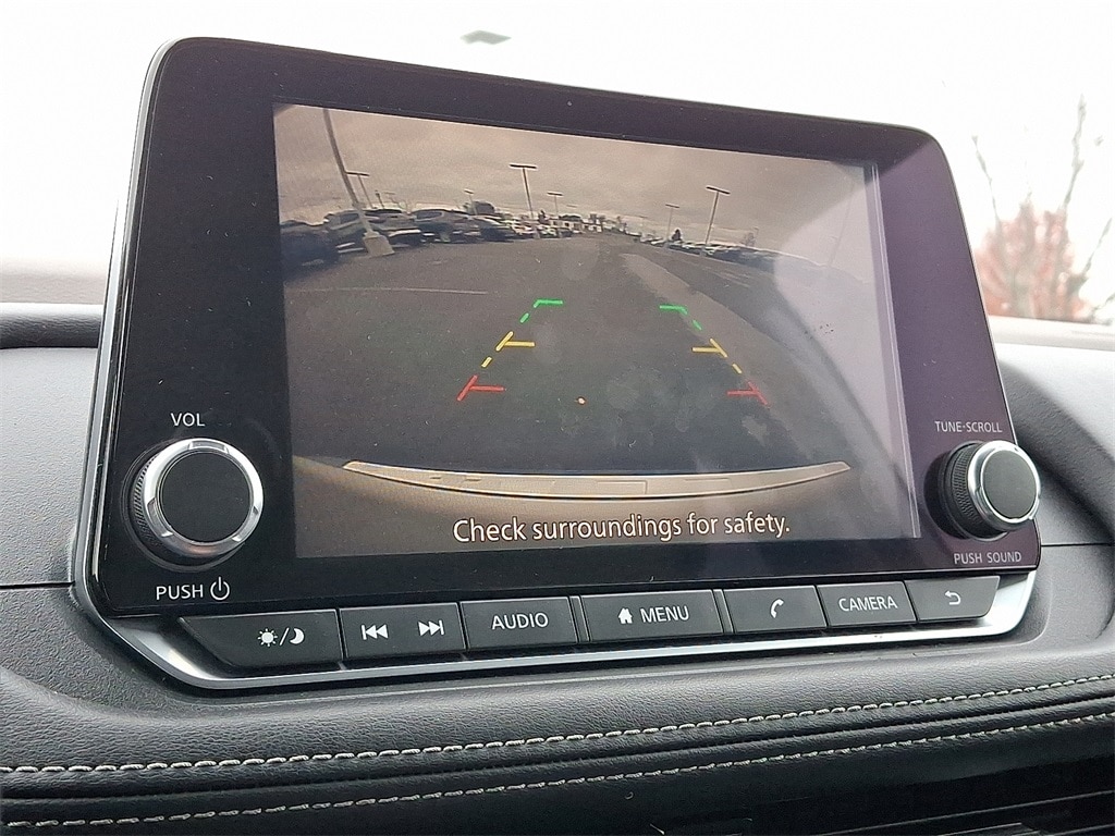 Used 2022 Nissan Rogue SV SUV