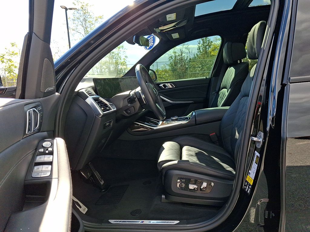 2023 BMW X7 40i - Photo 18