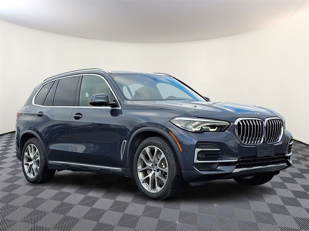 2022 BMW X5 40i's photo