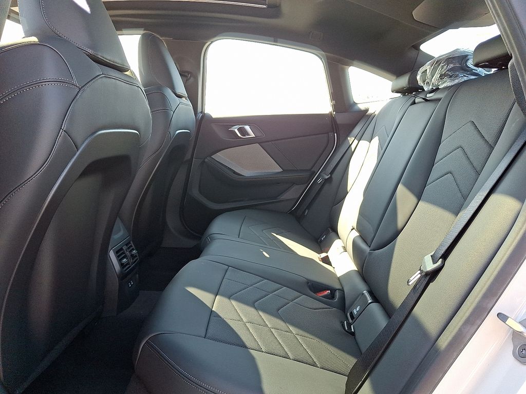 2026 BMW 2 Series 228 - Photo 6