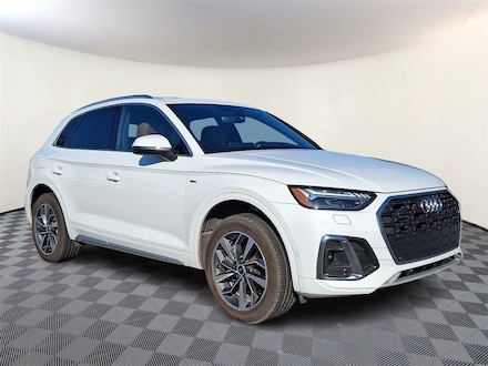 2023 Audi Q5 45 S Line Prestige SUV 2023 Audi Q5 45 S Line Prestige SUV