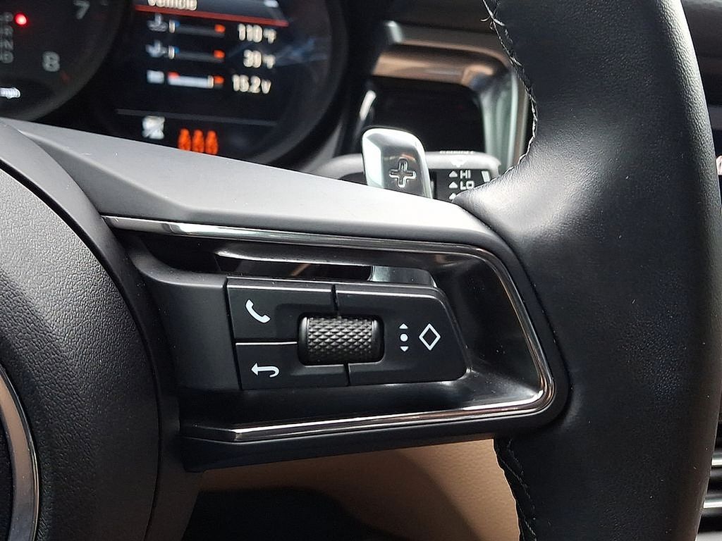2024 Porsche Macan Base - Photo 24