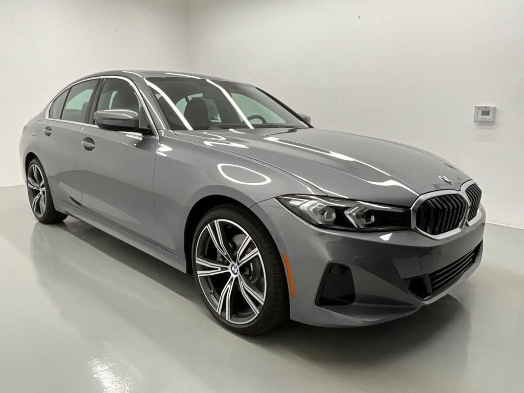 Used 2024 BMW 3 Series 330i with VIN 3MW69FF01R8E18268 for sale in Wilmington, NC