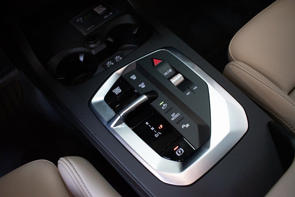 2026 BMW 2 Series 228 - Photo 18