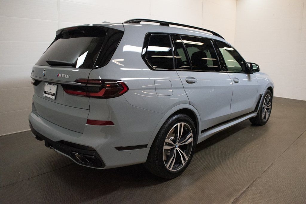 New 2026 BMW X7 M60i SUV
