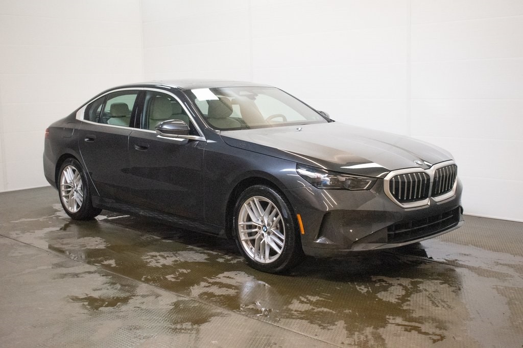 Certified 2025 BMW 530i xDrive Sedan