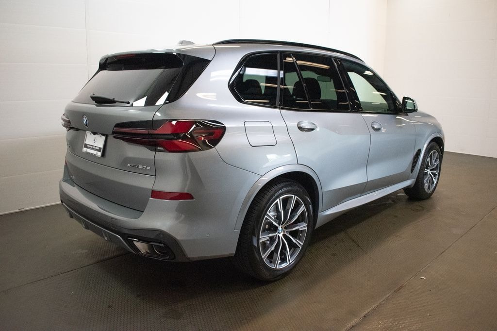 New 2026 BMW X5 PHEV xDrive50e SUV