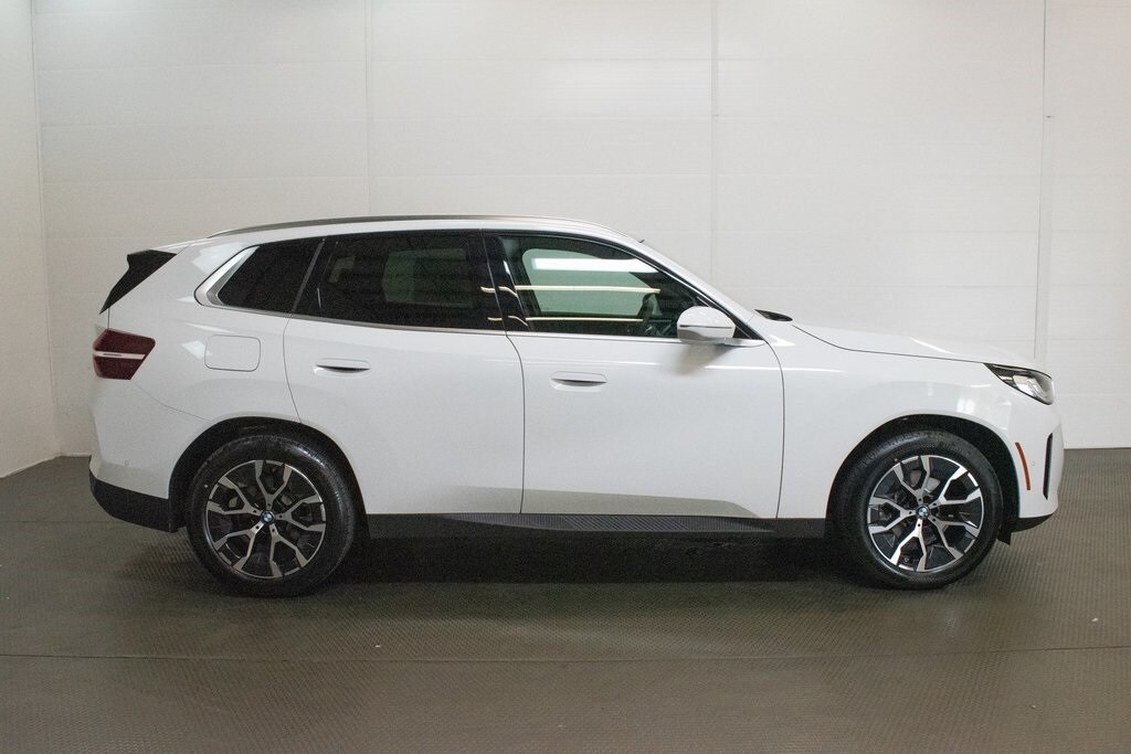 2026 Bmw X3 photo 3