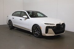 2026 BMW 740i xDrive Sedan