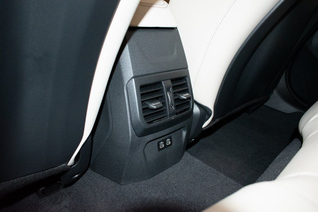2026 BMW 2 Series 228 - Photo 23