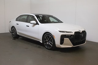 2026 BMW 740i xDrive Sedan