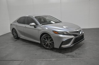 2022 Toyota Camry SE Sedan