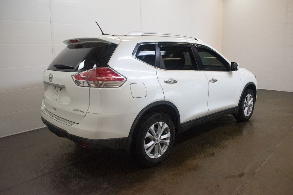 Used 2016 Nissan Rogue SV SUV