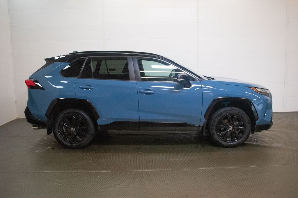 Used 2022 Toyota RAV4 Hybrid XSE SUV