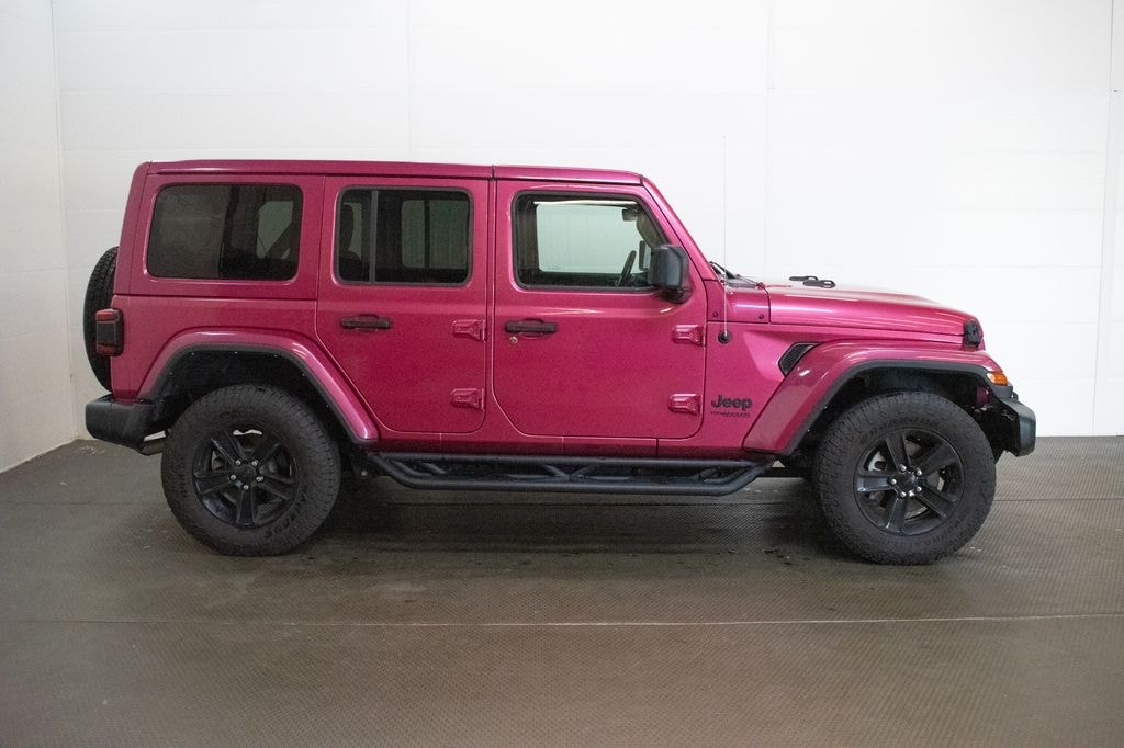 Used 2022 Jeep Wrangler Unlimited Sahara SUV