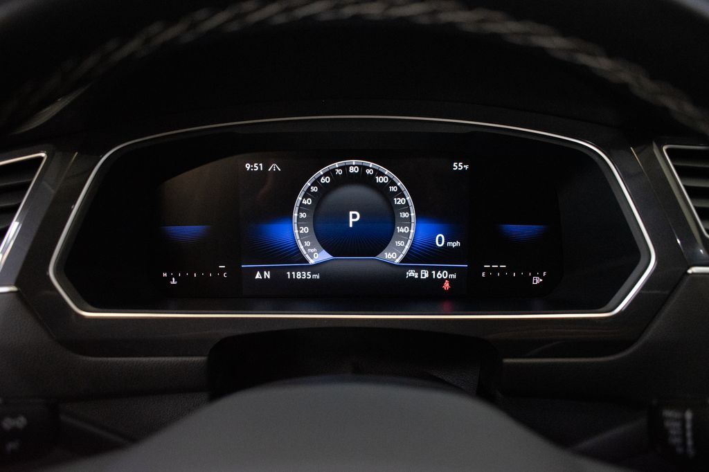 2024 Volkswagen Tiguan SE - Photo 13
