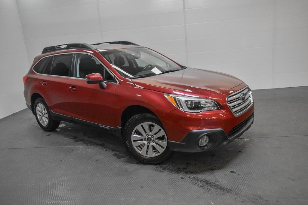 Used 2017 Subaru Outback 2.5i Premium with SUV