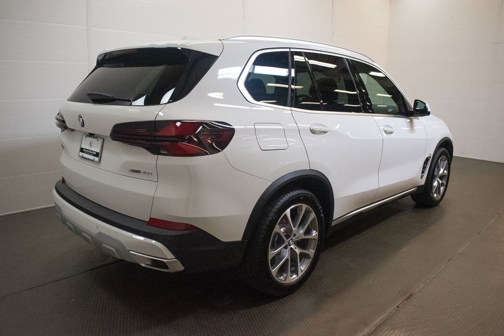 New 2026 BMW X5 xDrive40i SUV