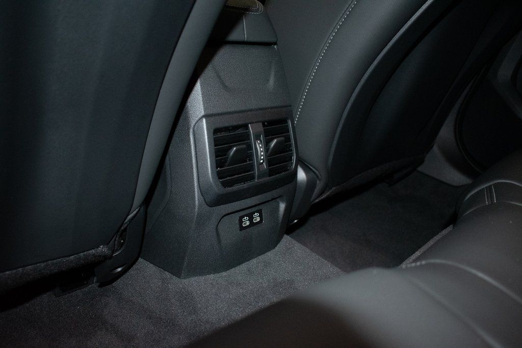 2026 BMW 2 Series M235 - Photo 24