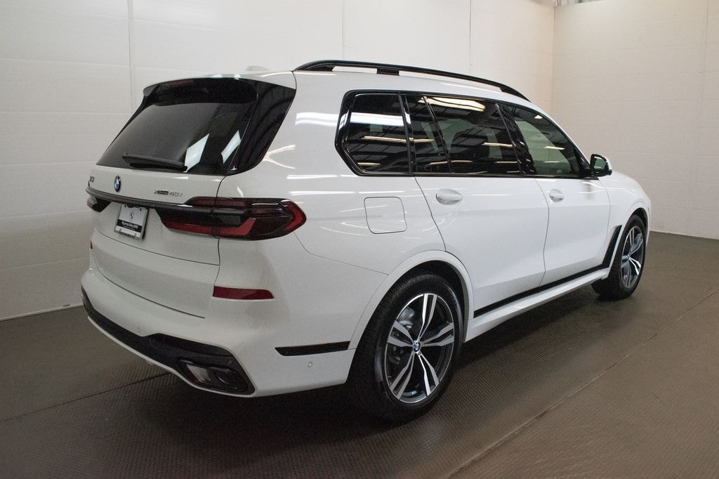 New 2027 BMW X7 xDrive40i SUV