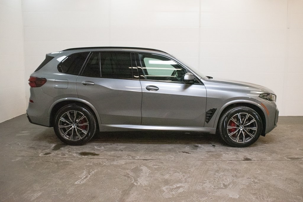 New 2026 BMW X5 xDrive40i SUV