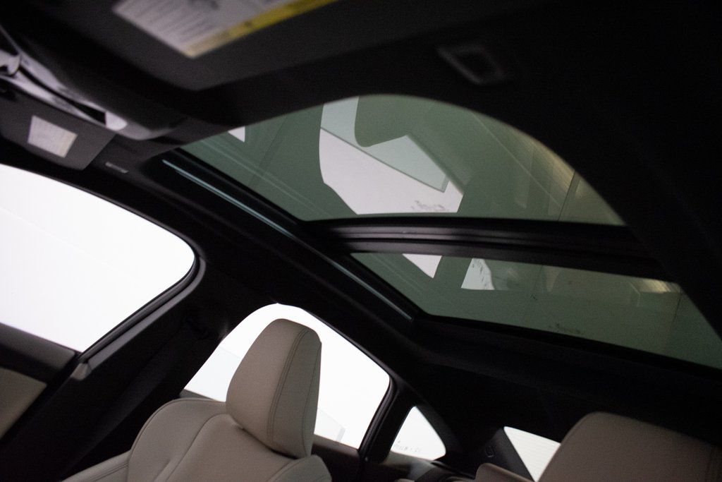 2026 BMW 2 Series 228 - Photo 20
