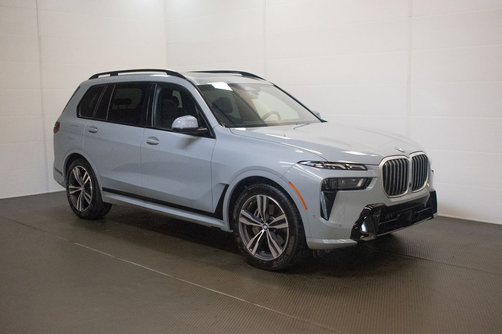 2026 BMW X7