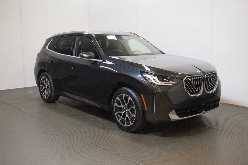 2026 BMW X3 30's photo