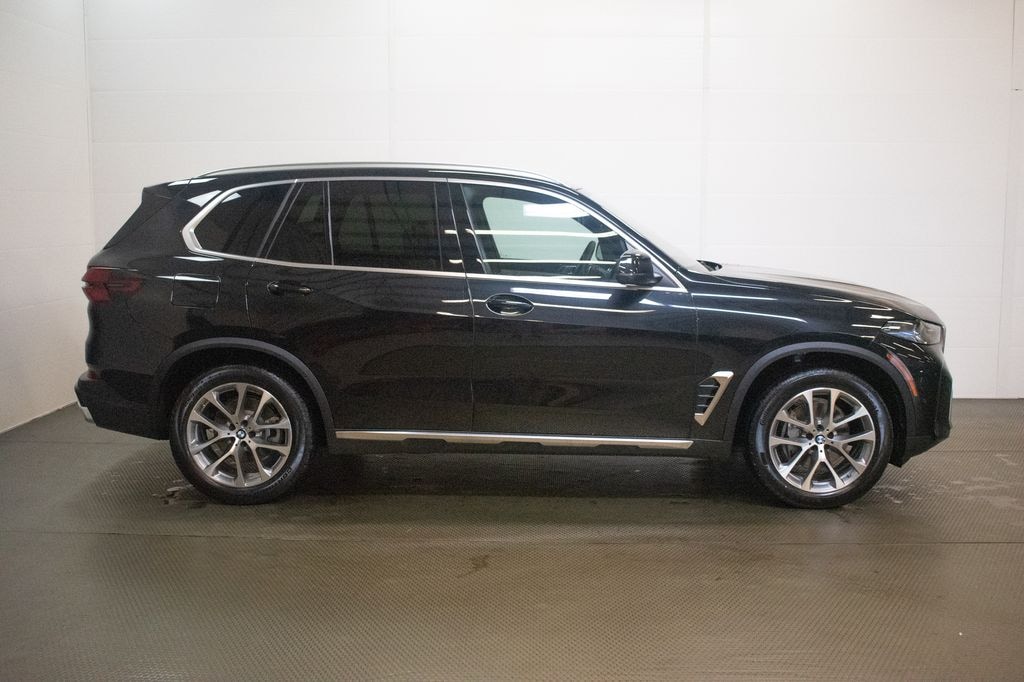 New 2026 BMW X5 xDrive40i SUV