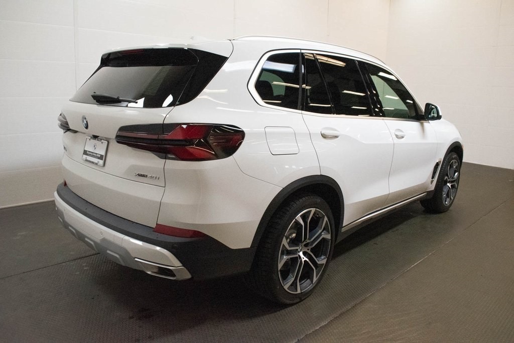 New 2026 BMW X5 xDrive40i SUV