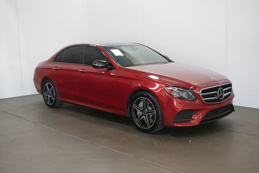 2018 Mercedes-Benz E-Class E300 4MATIC's photo