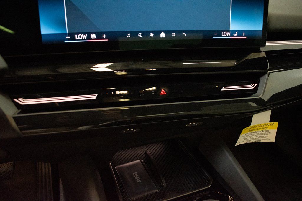 2026 BMW 5 Series 530i - Photo 18