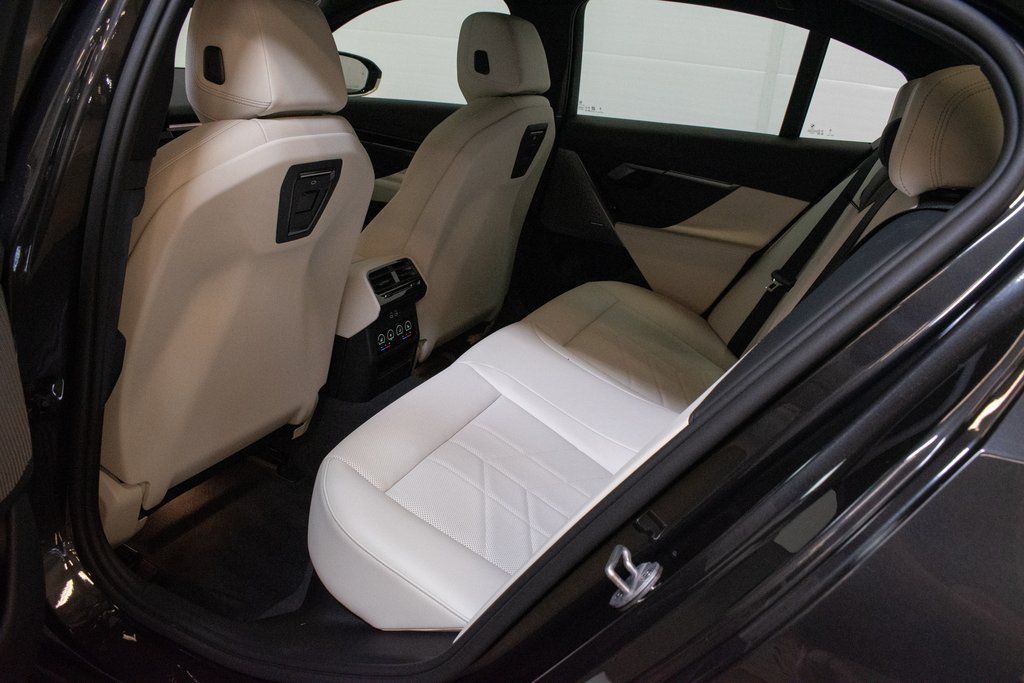 2026 BMW 5 Series 530i - Photo 24