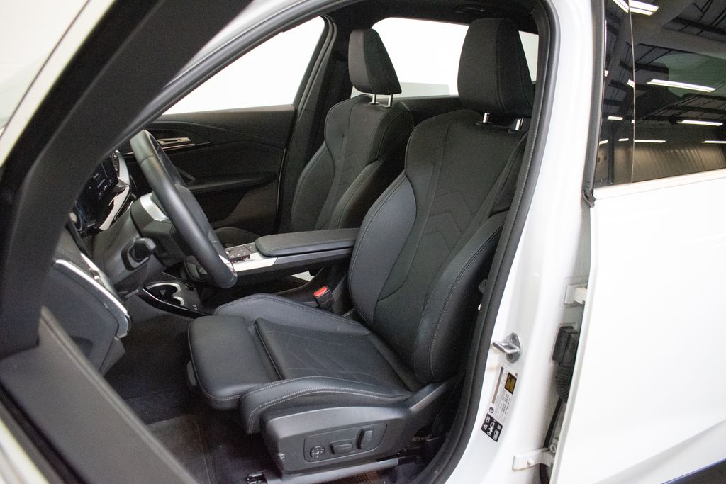 2026 BMW X1 28i - Photo 20