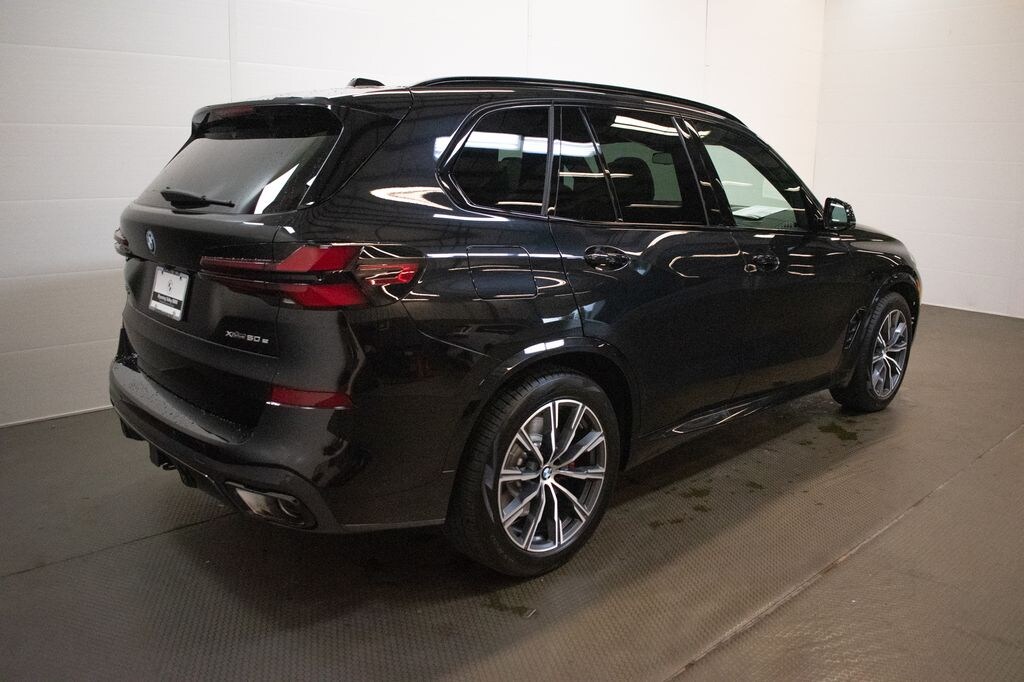 New 2026 BMW X5 PHEV xDrive50e SUV