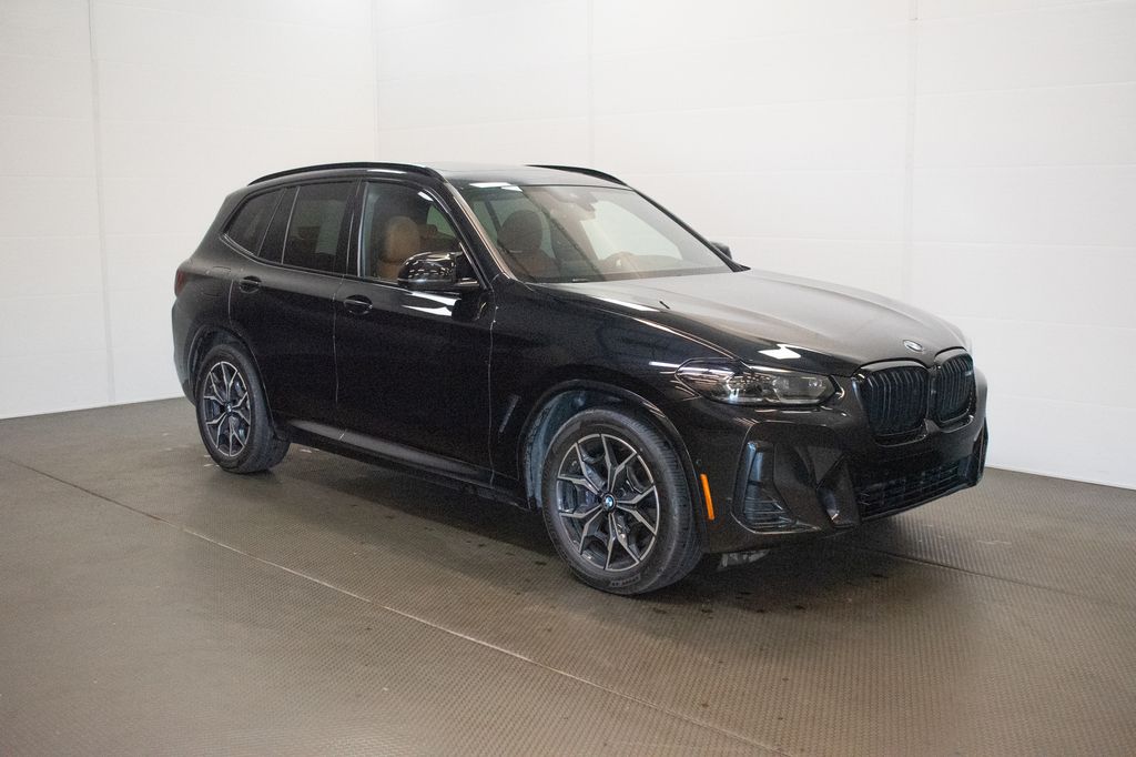 2024 BMW X3 M40i's photo