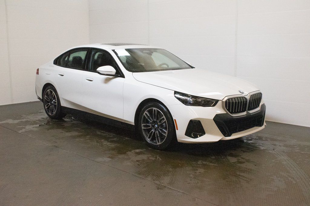 2026 BMW 5 Series 530i xDrive Sedan's photo