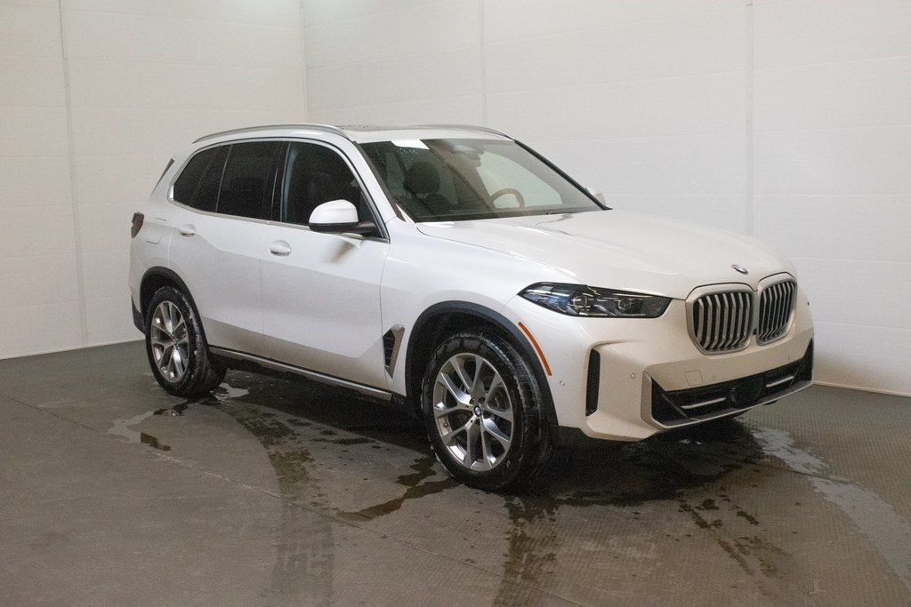 2026 BMW X5 40i's photo