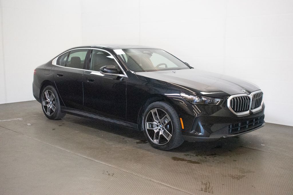 2027 BMW 5 Series 530i xDrive Sedan's photo