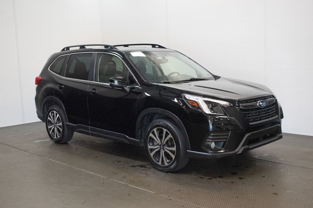 2023 Subaru Forester Limited's photo