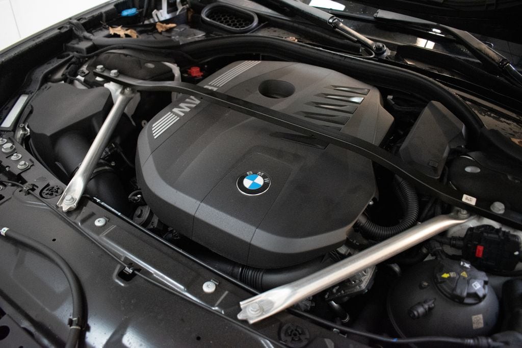 2026 BMW 7 Series 740i - Photo 10