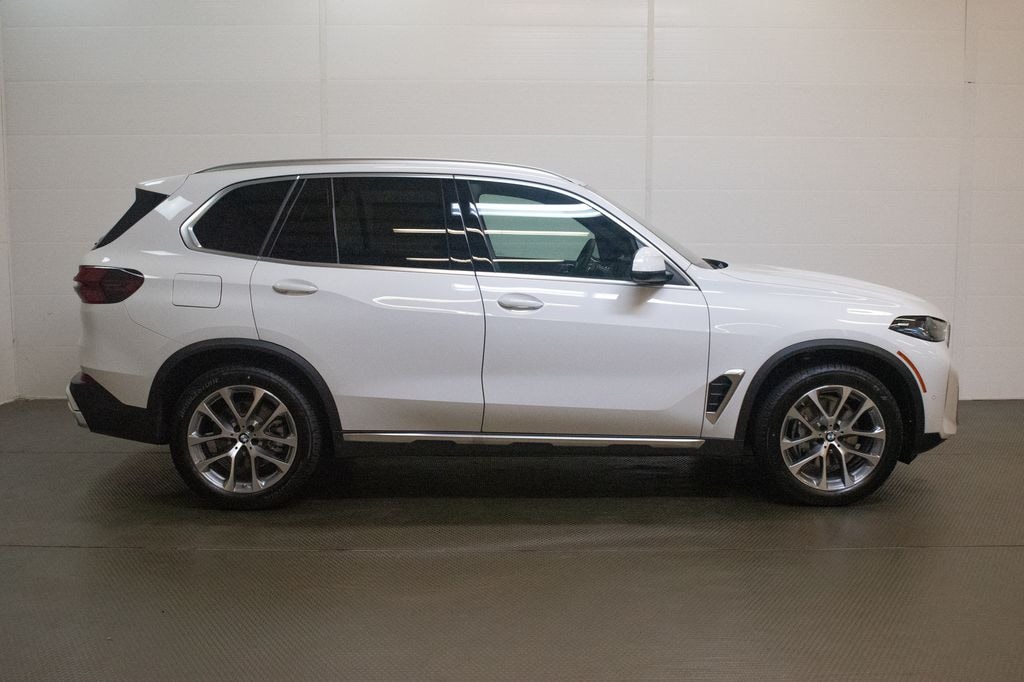 New 2026 BMW X5 xDrive40i SUV