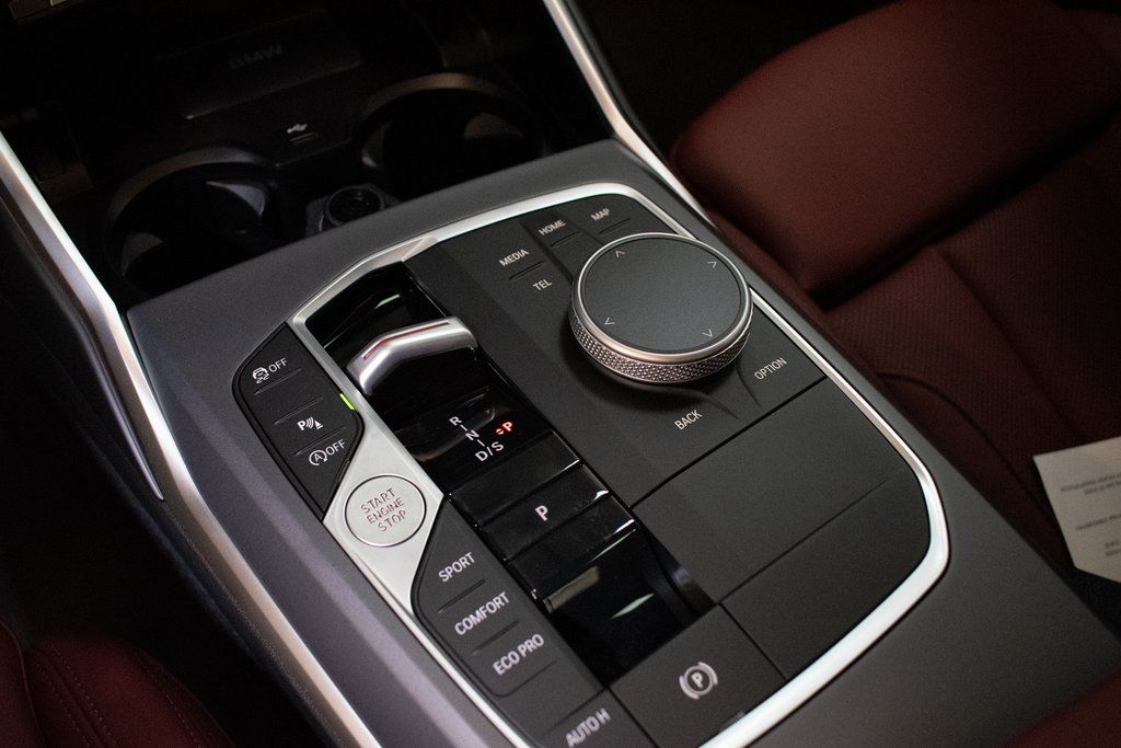 2025 BMW 2 Series 230i - Photo 18