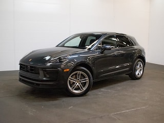 2025 Porsche Macan SUV