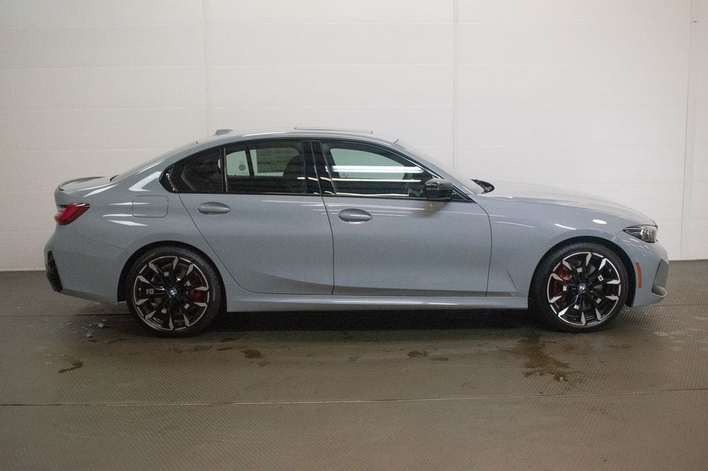 New 2026 BMW 330i xDrive Sedan