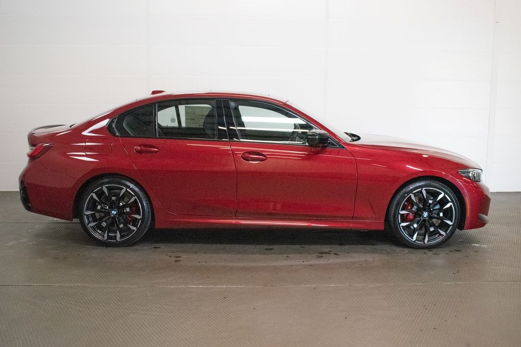 New 2026 BMW 330i xDrive Sedan
