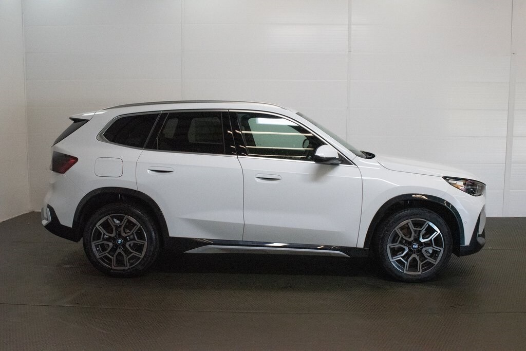2026 Bmw X1 XDrive28i photo 3
